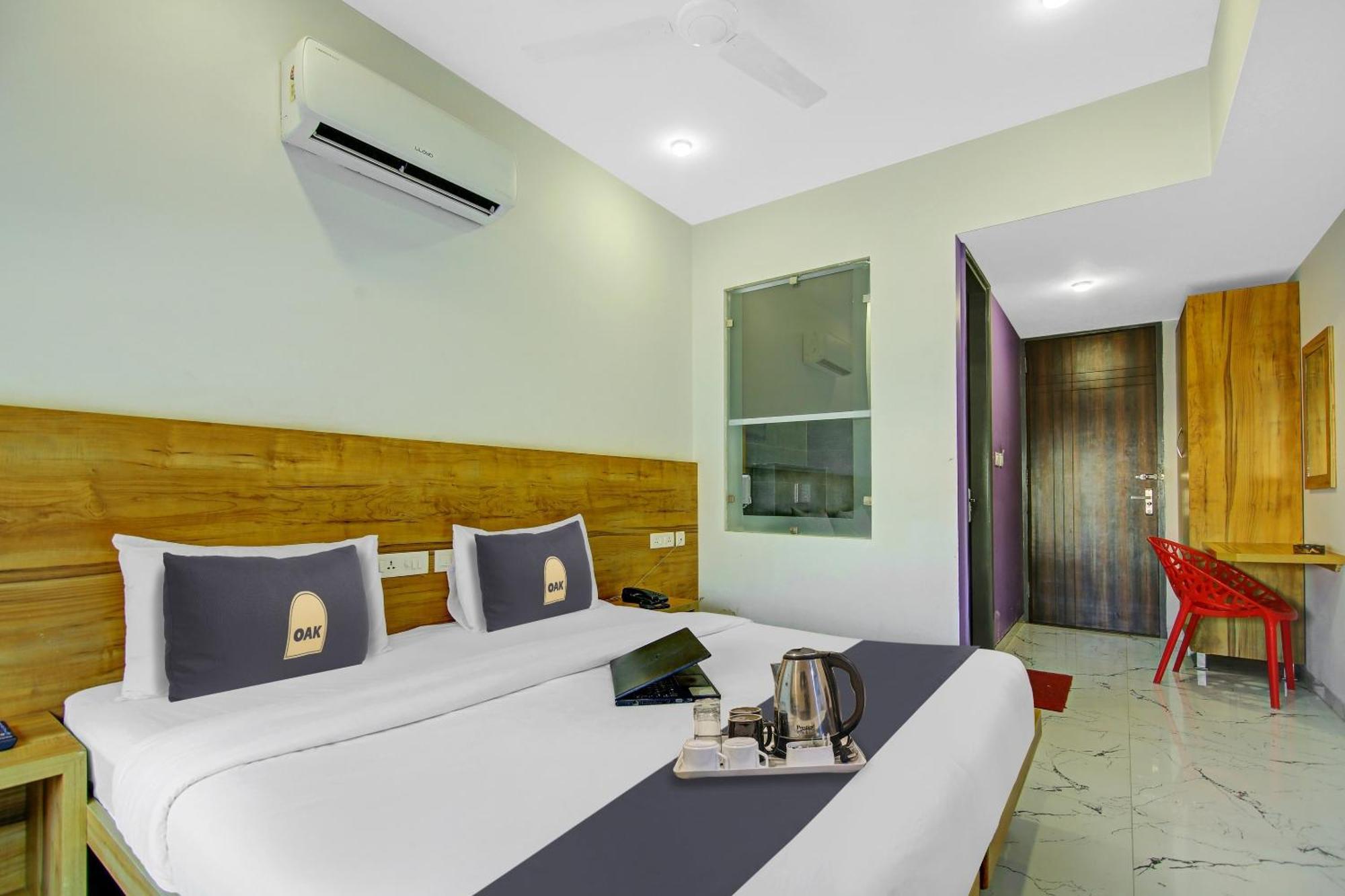 Super Townhouse Geetanjali Inn Gurgaon Exterior photo